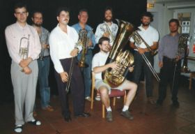 Das Braunschweiger Blechbläserensemble am 26.08.1991 anlässlich eines Studiokonzerts in der Musikschule Salzgitter (v.l.n.r. Heiko Bente, Dietrich Ackemann, Axel Schulz, Horst Schicht, Martin Arndt, Klaus-Peter Euen, Lutz von der Heide, Rainer Hartwig), Foto privat